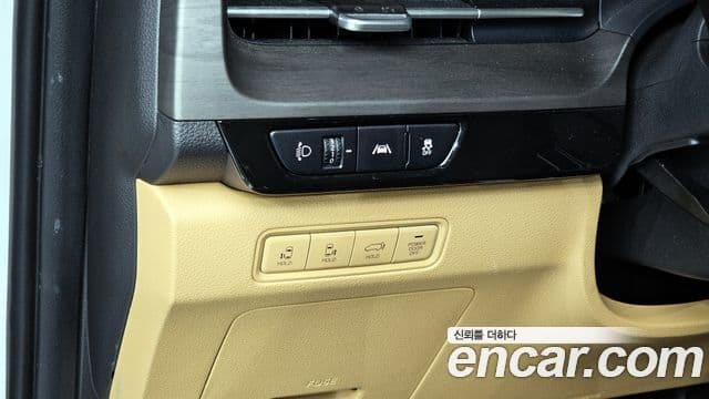 Kia Carnival 4세대 7인승 High Limousine(компания по спецнадстройкам), 2023 15