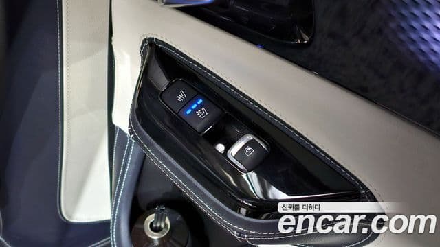 Kia Carnival 4세대 7인승 High Limousine(компания по спецнадстройкам), 2023 18