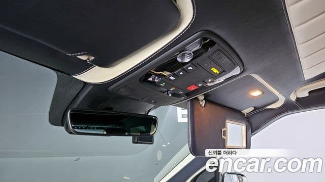 Kia Carnival 4세대 7인승 High Limousine(компания по спецнадстройкам), 2023 20