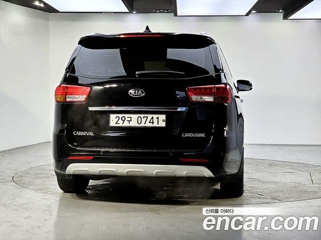 Kia All New Carnival President, 2016 3