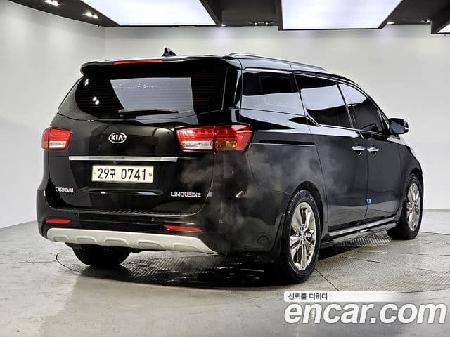 Kia All New Carnival President, 2016 4