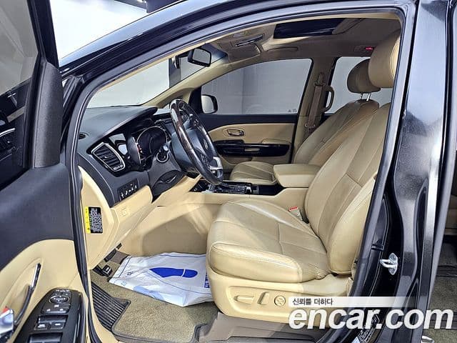 Kia All New Carnival President, 2016 8
