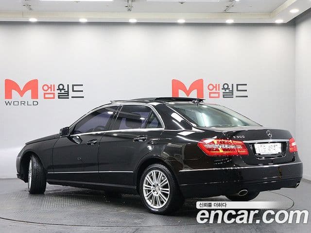Mercedes-Benz E-класс W212 E300 Elegance, 2012 4