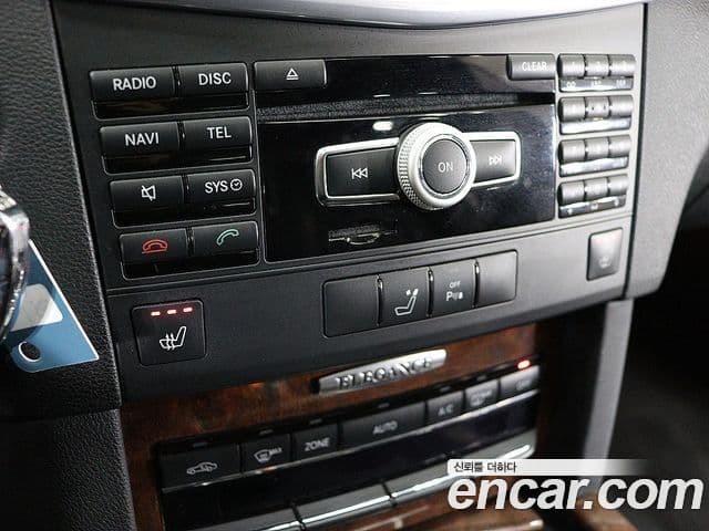 Mercedes-Benz E-класс W212 E300 Elegance, 2012 11