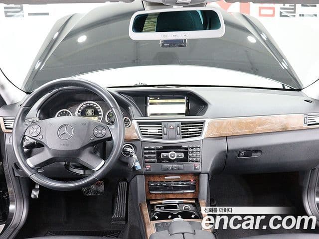 Mercedes-Benz E-класс W212 E300 Elegance, 2012 16