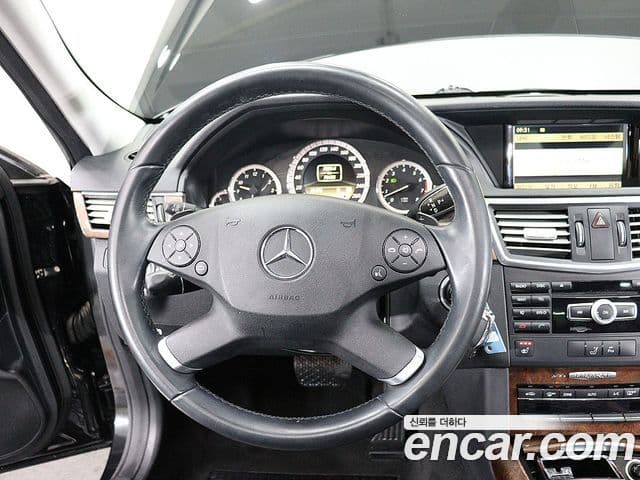 Mercedes-Benz E-класс W212 E300 Elegance, 2012 17