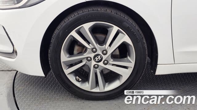 Hyundai Avante AD 1.6 GDI Value Plus, 2018 все фото