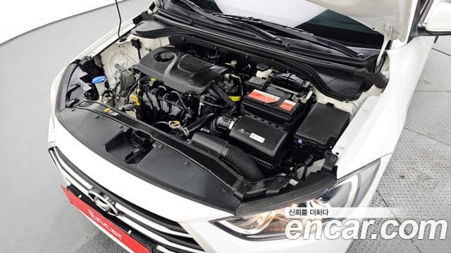 Hyundai Avante AD 1.6 GDI Value Plus, 2018 6