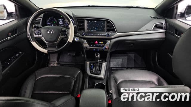 Hyundai Avante AD 1.6 GDI Value Plus, 2018 7