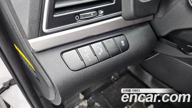 Hyundai Avante AD 1.6 GDI Value Plus, 2018 16