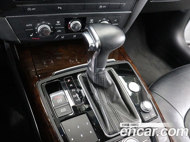 Audi New A6 C7, 2013 9