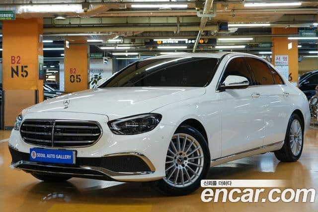 Mercedes-Benz E-класс W213 Exclusive, 2022 1