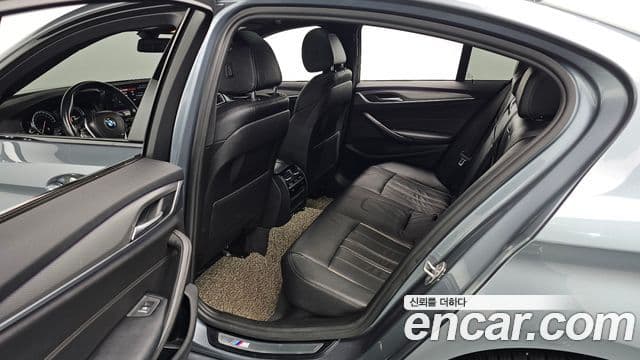 BMW 5시리즈 (G30) 520d M Sport, 2017 12