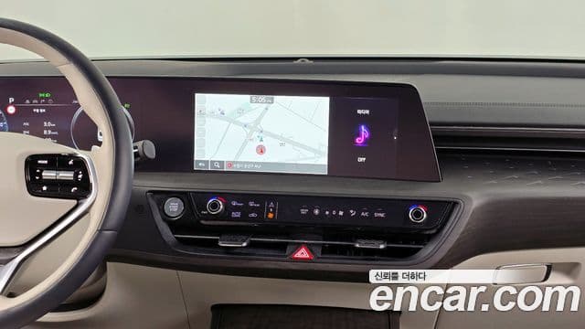 Kia K8 гибрид Signature, 2023 14