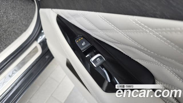 Kia K8 гибрид Signature, 2023 19