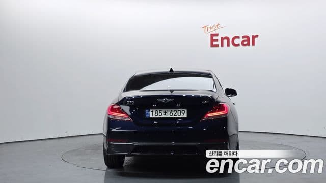 Genesis G70 Elite, 2019 4