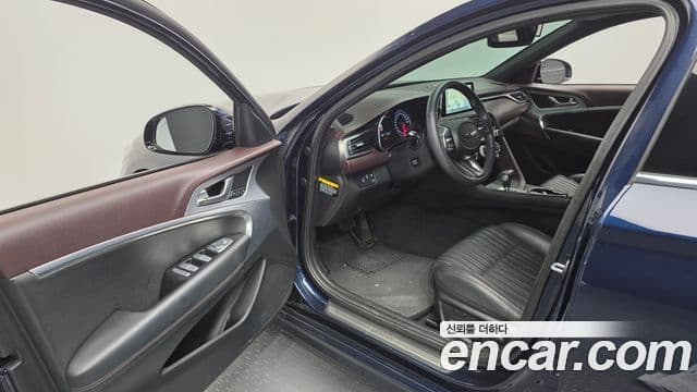 Genesis G70 Elite, 2019 11