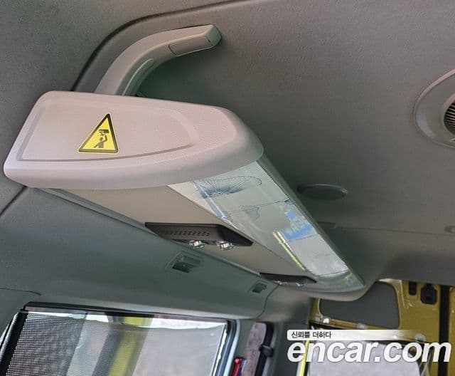 Hyundai 쏠라티 Deluxe, 2018 9