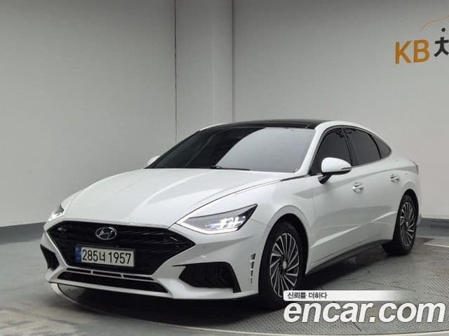 Hyundai Sonata гибрид (DN8) Family, 2021 1