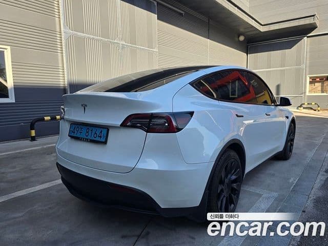 Tesla модель Y, 2023 2