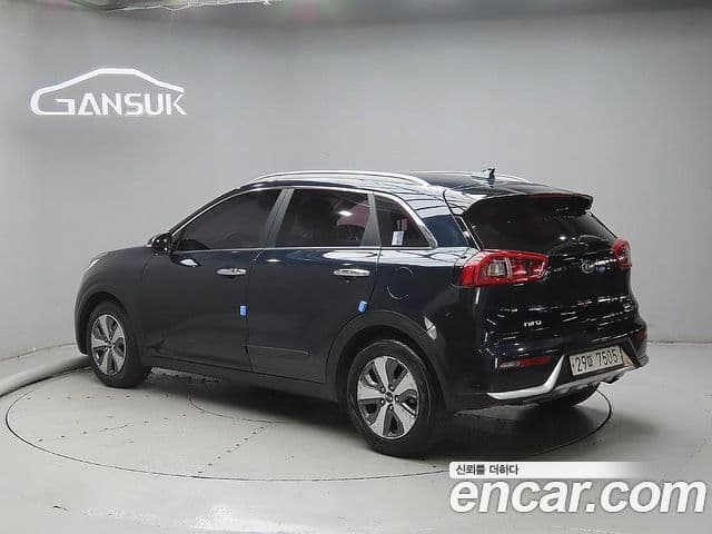 Kia Niro Noblesse, 2018 2