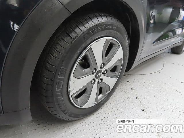 Kia Niro Noblesse, 2018 все фото