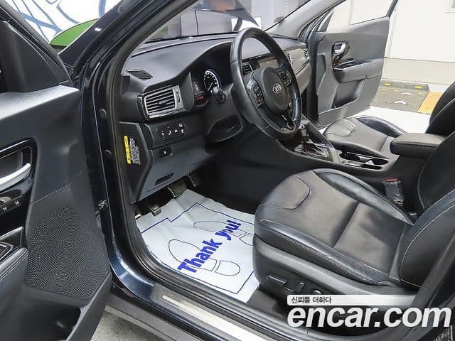 Kia Niro Noblesse, 2018 11
