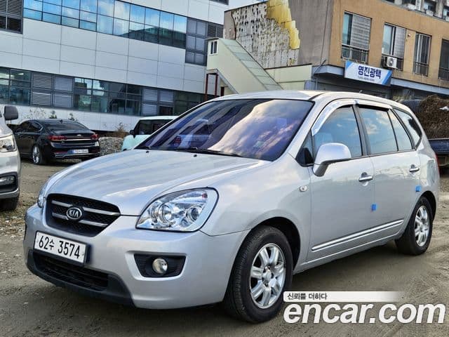 Kia 뉴카렌스 топовая версия, 2008 1