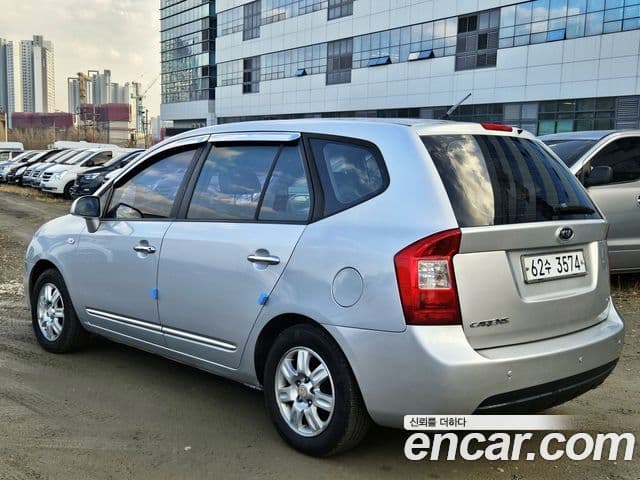 Kia 뉴카렌스 топовая версия, 2008 6