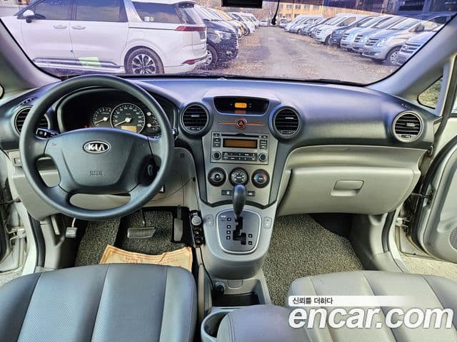 Kia 뉴카렌스 топовая версия, 2008 7
