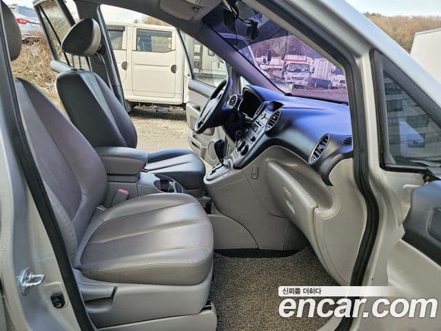 Kia 뉴카렌스 топовая версия, 2008 9