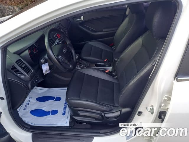 Kia K3 Trendy, 2014 8