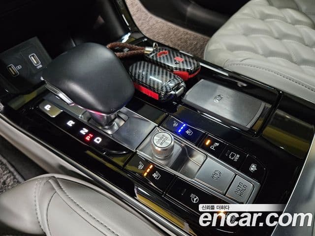 Kia K7 Premier гибрид Signature, 2020 9