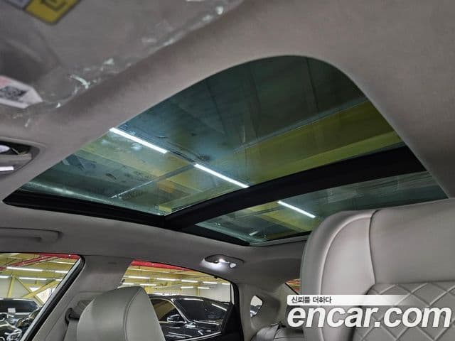 Kia K7 Premier гибрид Signature, 2020 15