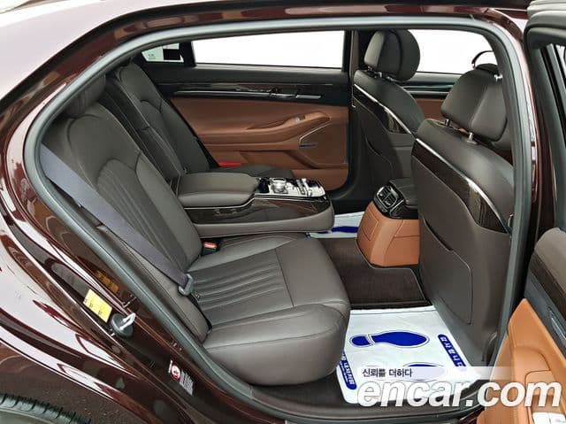 Genesis G90 Premium Luxury, 2019 9