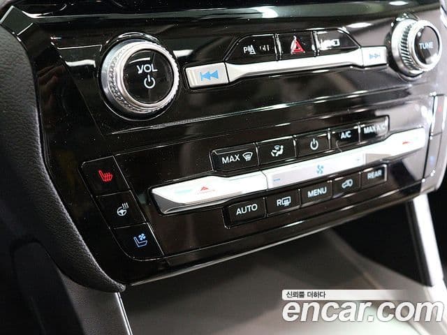 Ford Explorer 6세대 2.3 Limited 4WD, 2023 11