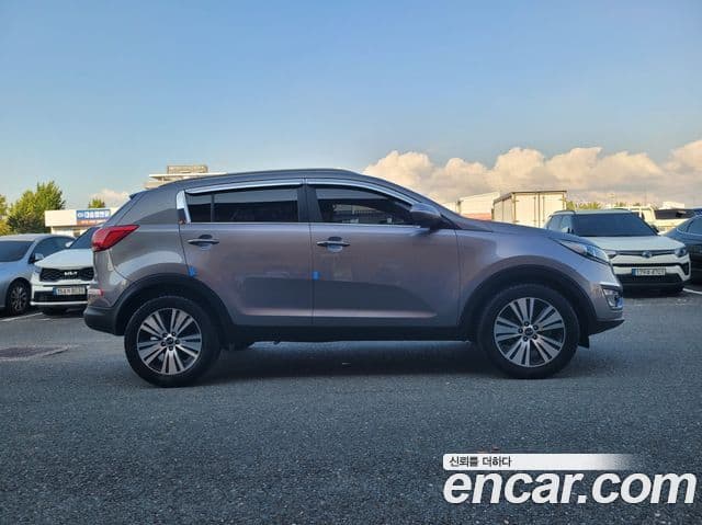 Kia The / новый New Sportage R дизель 2WD Trendy, 2015 все фото
