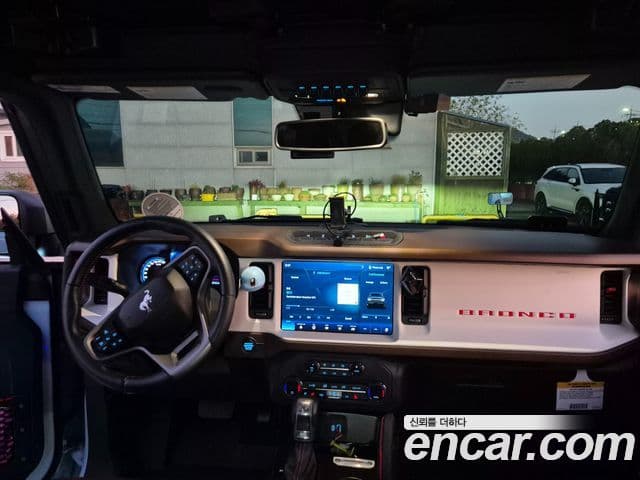 Ford Bronco 6세대 2.7 first Edition, 2023 15