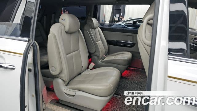 Kia All New Carnival Special, 2018 12