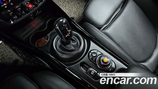 Mini Cooper 클럽맨 2세대, 2021 9