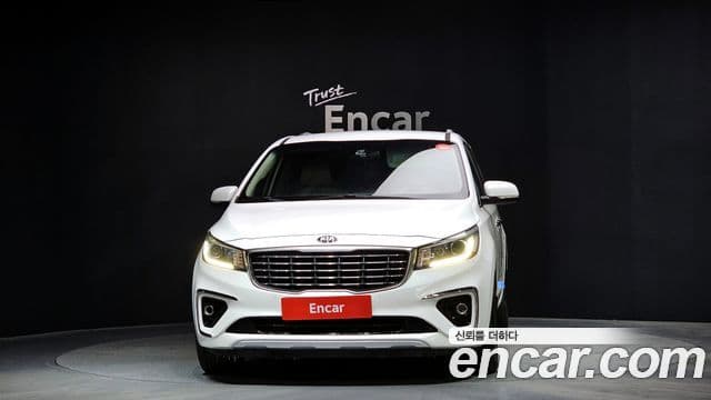 Kia The / новый New Carnival Luxury, 2019 3
