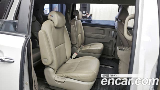 Kia The / новый New Carnival Luxury, 2019 12