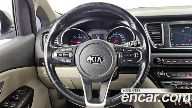 Kia The / новый New Carnival Luxury, 2019 13