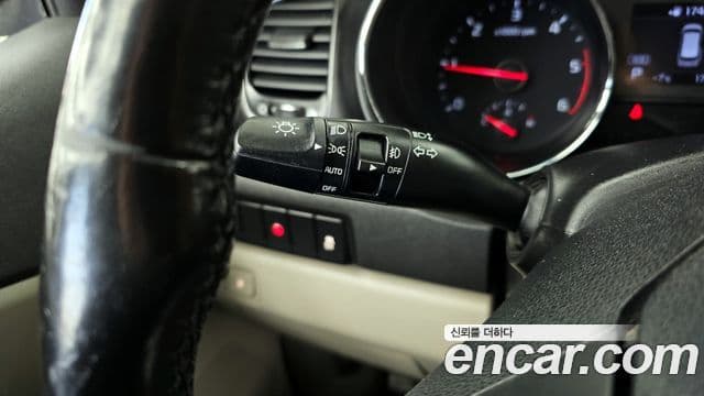 Kia The / новый New Carnival Luxury, 2019 14