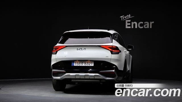 Kia Sportage 5세대 гибрид Signature 4WD, 2023 4