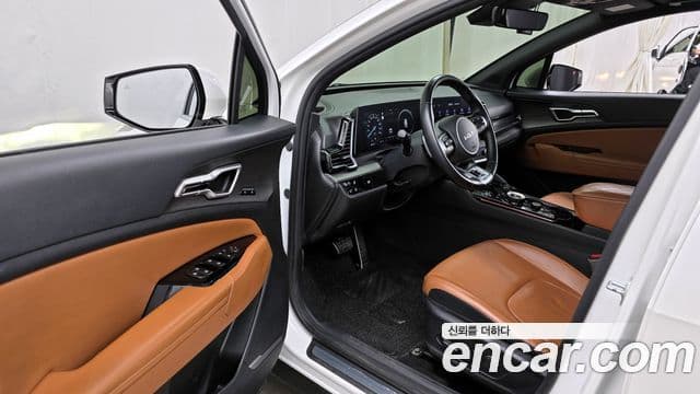 Kia Sportage 5세대 гибрид Signature 4WD, 2023 10