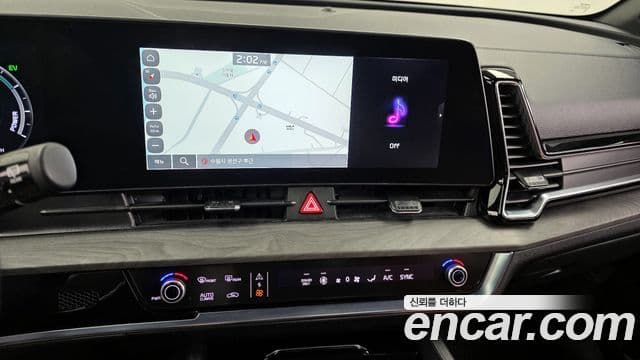 Kia Sportage 5세대 гибрид Signature 4WD, 2023 14