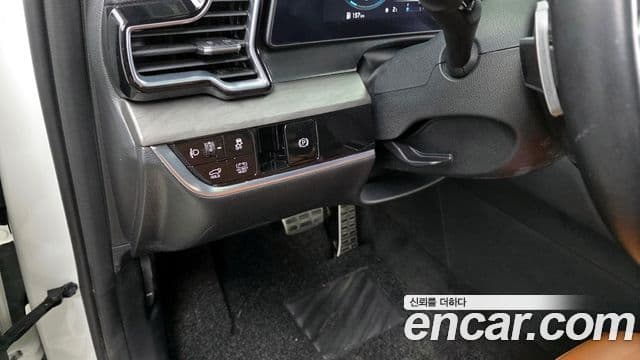 Kia Sportage 5세대 гибрид Signature 4WD, 2023 18