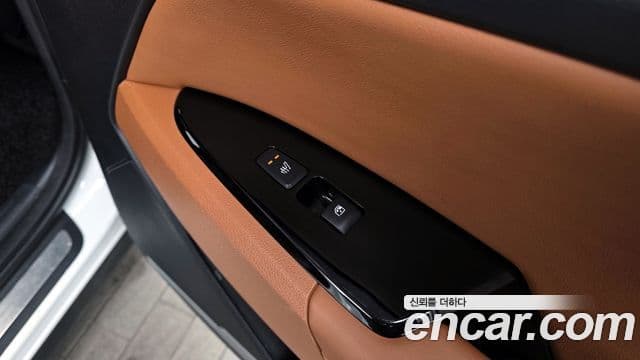 Kia Sportage 5세대 гибрид Signature 4WD, 2023 19