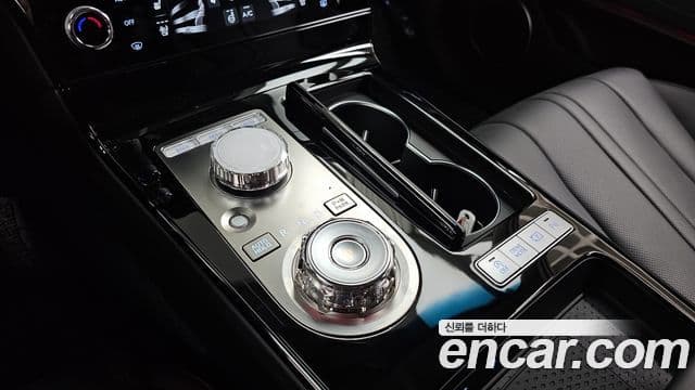 Genesis G80 (RG3) бензин 2.5 турбо 2WD, 2025 9